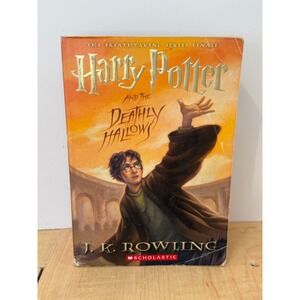 Harry Potter and the Deathly Hallows J.K. Rowling Scholastic Year 7 Paperback